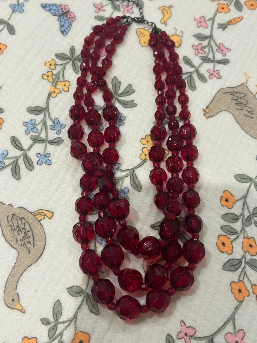 Vintage Edwardian Style 3 Strand Deep Red Cut Glass Bead Necklace